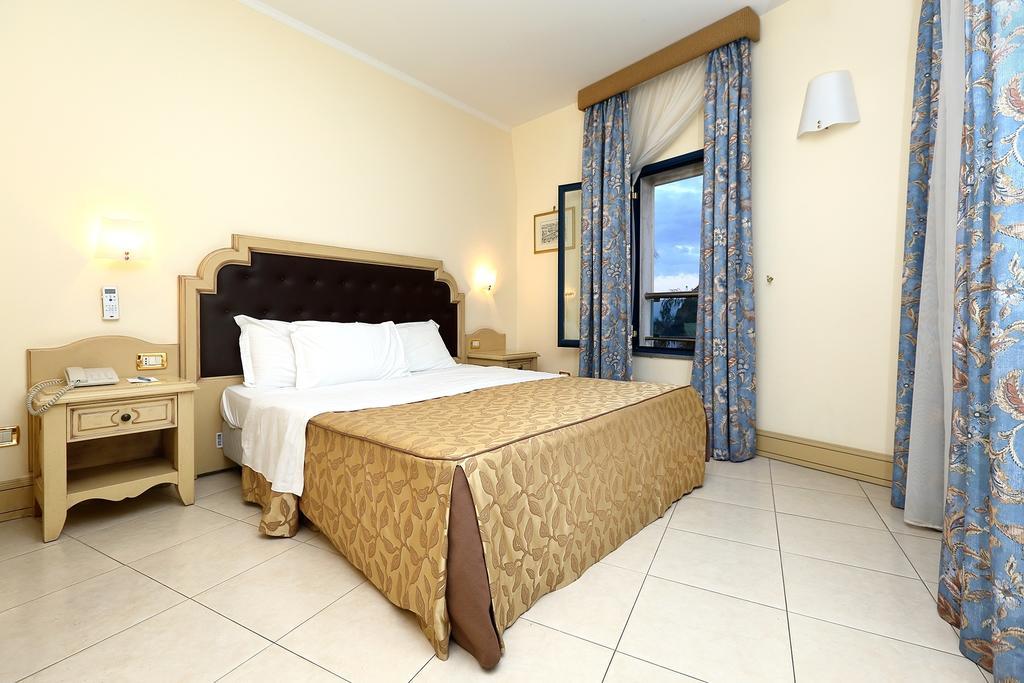Grand Hotel Faraglioni Aci Trezza Δωμάτιο φωτογραφία